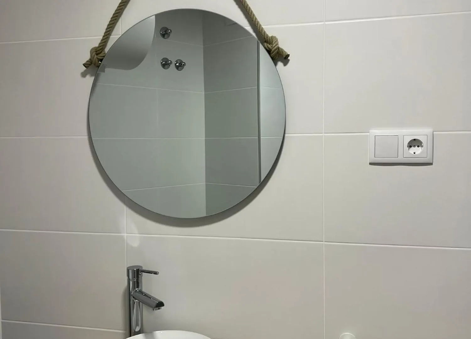 Nuevo Y Luminoso Estudio De Playa Con Piscina Fuengirola